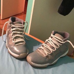 Air Jordan 11 cool grey